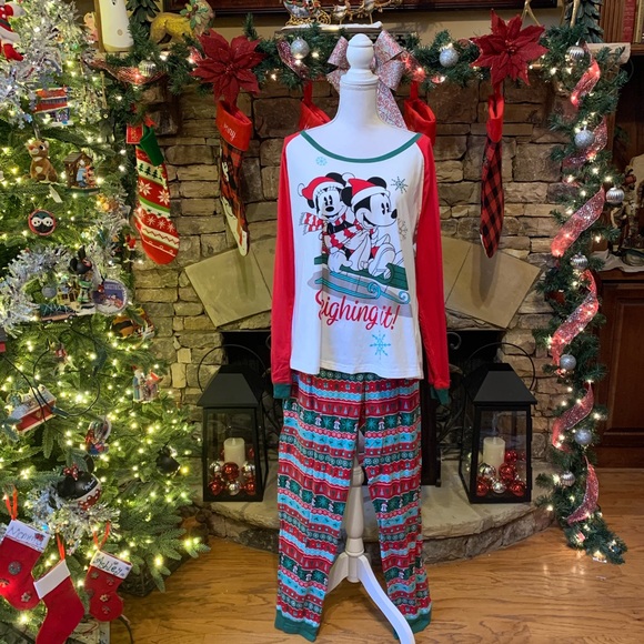 Disney Other - NWT Disney Store Two Piece Winter Mickey and Minnie Mouse Pajama Set XL